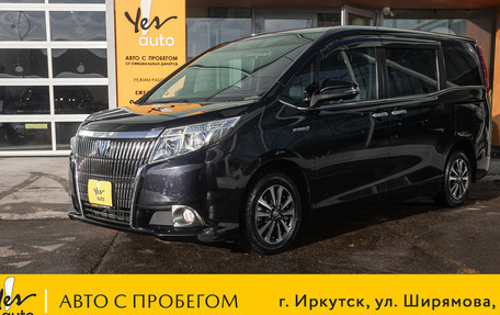 Toyota Esquire I, 2015 год, 1 868 000 рублей, 1 фотография