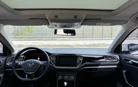 Volkswagen T-Roc I, 2021 год, 2 110 143 рублей, 9 фотография