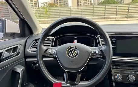 Volkswagen T-Roc I, 2021 год, 2 110 143 рублей, 10 фотография