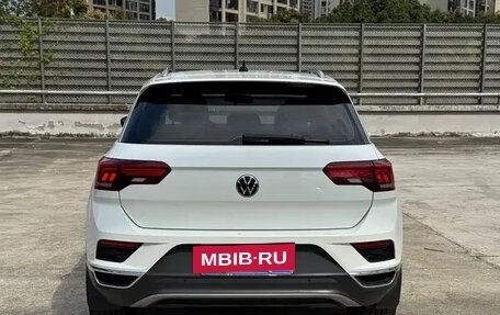 Volkswagen T-Roc I, 2021 год, 2 110 143 рублей, 6 фотография