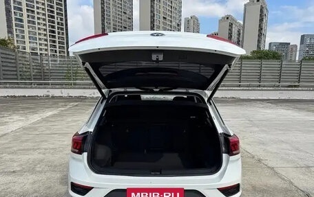 Volkswagen T-Roc I, 2021 год, 2 110 143 рублей, 16 фотография