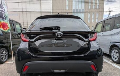 Toyota Yaris, 2023 год, 1 450 143 рублей, 6 фотография