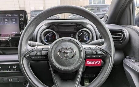 Toyota Yaris, 2023 год, 1 450 143 рублей, 10 фотография