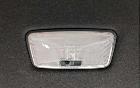 Toyota Yaris, 2023 год, 1 450 143 рублей, 24 фотография