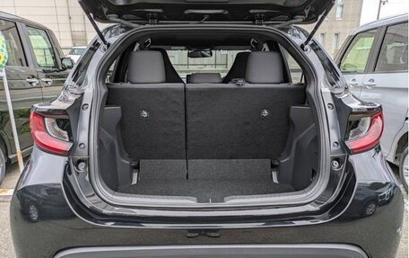 Toyota Yaris, 2023 год, 1 450 143 рублей, 36 фотография