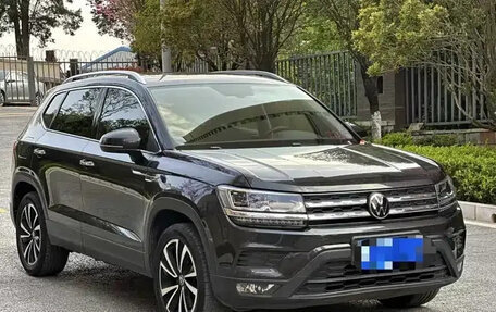 Volkswagen Tharu, 2021 год, 1 800 143 рублей, 2 фотография