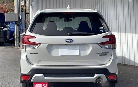 Subaru Forester, 2021 год, 1 994 000 рублей, 5 фотография