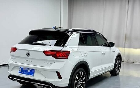 Volkswagen T-Roc I, 2022 год, 1 193 000 рублей, 12 фотография