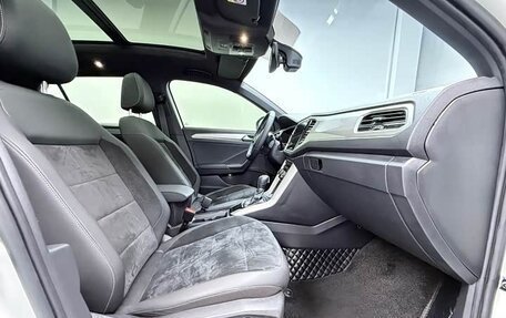 Volkswagen T-Roc I, 2022 год, 1 193 000 рублей, 9 фотография