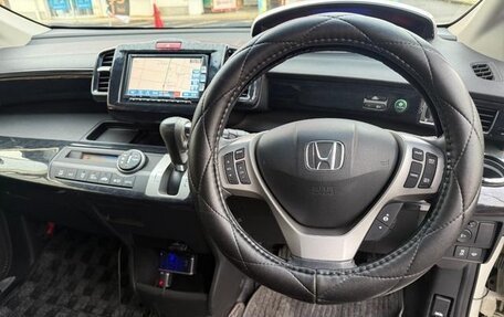 Honda Freed I, 2016 год, 853 000 рублей, 11 фотография