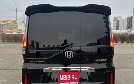 Honda Stepwgn IV, 2016 год, 1 720 000 рублей, 6 фотография