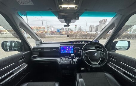 Honda Stepwgn IV, 2016 год, 1 720 000 рублей, 12 фотография