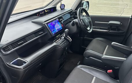 Honda Stepwgn IV, 2016 год, 1 720 000 рублей, 17 фотография