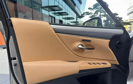 Lexus ES VII, 2025 год, 4 915 027 рублей, 9 фотография