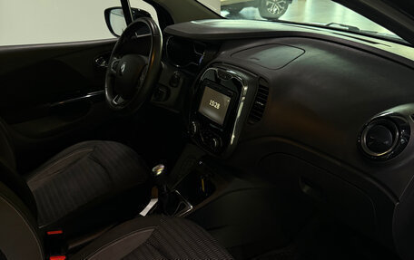 Renault Kaptur I рестайлинг, 2017 год, 1 420 000 рублей, 10 фотография