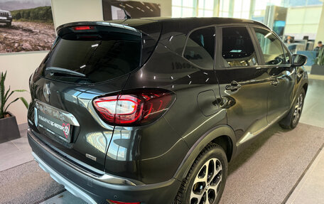 Renault Kaptur I рестайлинг, 2017 год, 1 420 000 рублей, 13 фотография