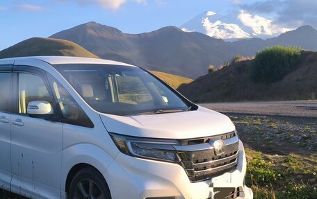 Honda Stepwgn IV, 2019 год, 2 550 000 рублей, 1 фотография