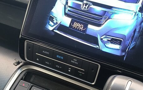 Honda Stepwgn IV, 2019 год, 2 550 000 рублей, 7 фотография