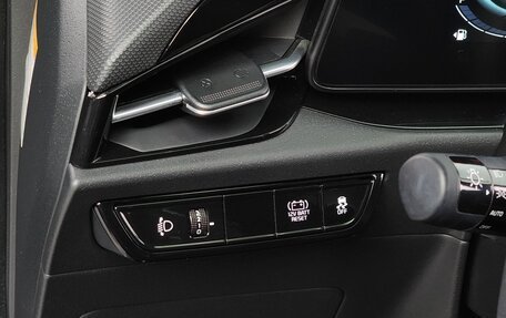 KIA Niro, 2022 год, 2 240 469 рублей, 15 фотография