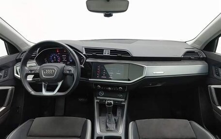 Audi Q3, 2021 год, 9 фотография