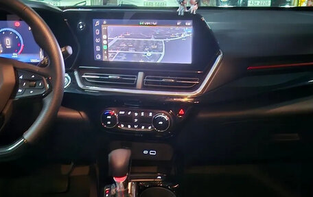 Chevrolet Trax, 2023 год, 1 630 000 рублей, 8 фотография