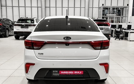 KIA Rio IV, 2018 год, 995 000 рублей, 6 фотография