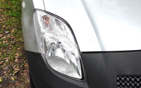 Toyota Vitz, 2005 год, 300 000 рублей, 22 фотография