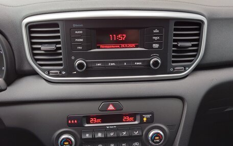 KIA Sportage IV рестайлинг, 2020 год, 2 254 000 рублей, 10 фотография