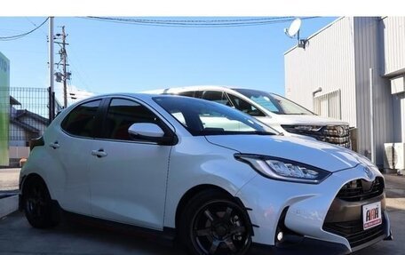 Toyota Yaris, 2023 год, 1 540 069 рублей, 4 фотография