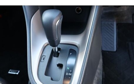 Toyota Yaris, 2023 год, 1 540 069 рублей, 28 фотография