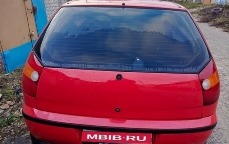 Fiat Palio II, 2001 год, 300 000 рублей, 1 фотография