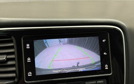 Mitsubishi Outlander III рестайлинг 3, 2017 год, 1 749 000 рублей, 14 фотография