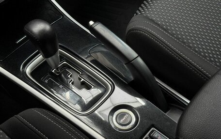 Mitsubishi Outlander III рестайлинг 3, 2017 год, 1 749 000 рублей, 16 фотография