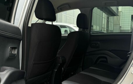 Mitsubishi Outlander III рестайлинг 3, 2011 год, 1 170 000 рублей, 5 фотография