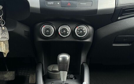 Mitsubishi Outlander III рестайлинг 3, 2011 год, 1 170 000 рублей, 8 фотография