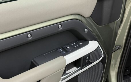 Land Rover Defender II, 2021 год, 10 699 000 рублей, 21 фотография