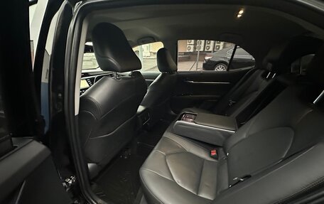 Toyota Camry, 2019 год, 2 930 000 рублей, 7 фотография