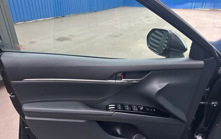 Toyota Camry, 2019 год, 2 930 000 рублей, 10 фотография