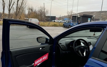 Hyundai Solaris II рестайлинг, 2013 год, 870 000 рублей, 6 фотография