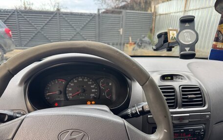 Hyundai Accent II, 2004 год, 250 000 рублей, 10 фотография