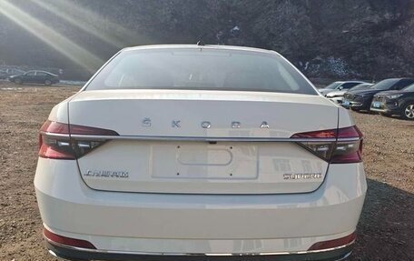 Skoda Superb III рестайлинг, 2025 год, 2 850 000 рублей, 6 фотография