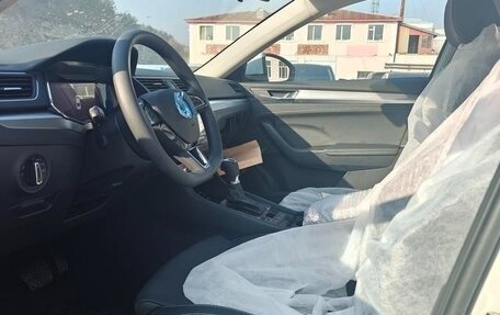 Skoda Superb III рестайлинг, 2025 год, 2 850 000 рублей, 8 фотография