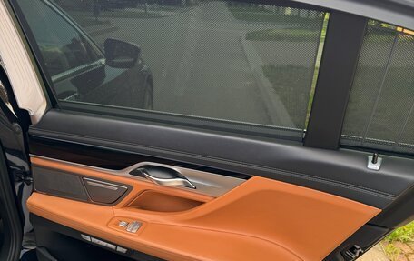 BMW 7 серия, 2017 год, 6 750 000 рублей, 13 фотография