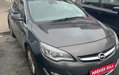 Opel Astra J, 2014 год, 750 000 рублей, 1 фотография