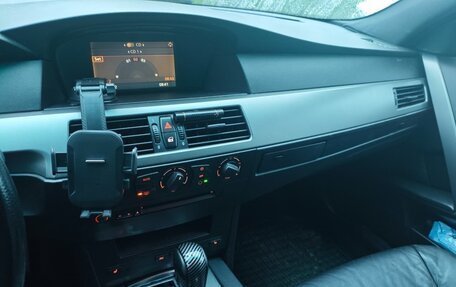 BMW 5 серия, 2003 год, 990 000 рублей, 7 фотография