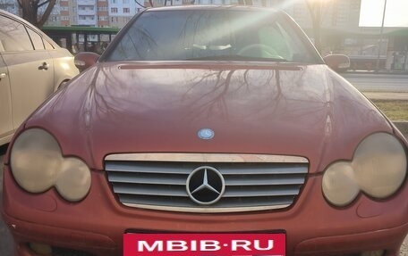 Mercedes-Benz C-Класс, 2002 год, 380 000 рублей, 2 фотография