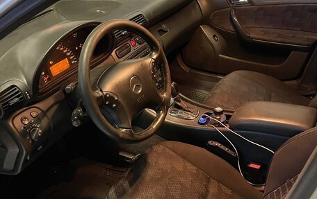 Mercedes-Benz C-Класс, 2001 год, 335 000 рублей, 6 фотография