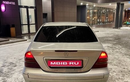 Mercedes-Benz C-Класс, 2001 год, 335 000 рублей, 4 фотография
