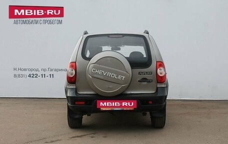 Chevrolet Niva I рестайлинг, 2011 год, 329 000 рублей, 6 фотография