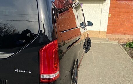 Mercedes-Benz V-Класс, 2018 год, 5 650 000 рублей, 3 фотография